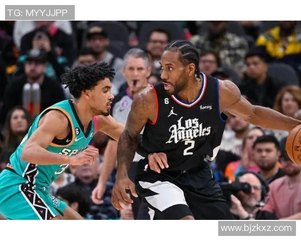 快船轻取马刺，莱纳德32分完美发挥