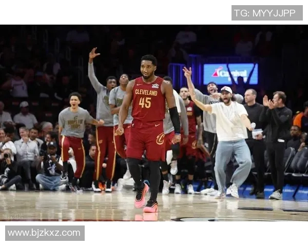 猛龙全队爆发力克骑士,继续领跑东部:全力出击,震撼篮坛 猛龙全队爆发力克骑士,继续领跑东部:全力出击,震撼篮坛