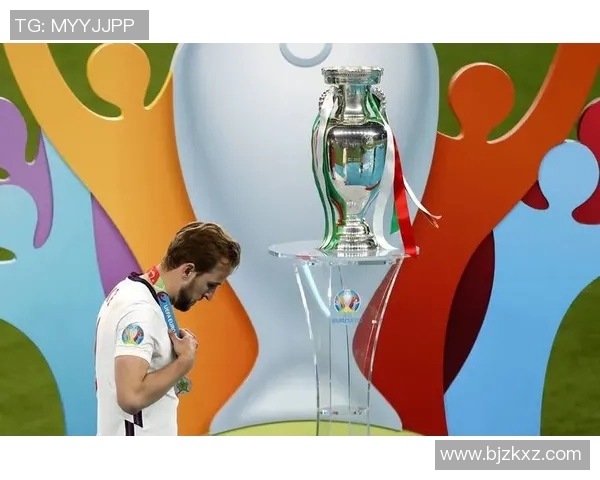 英格兰主帅确认国家队备战欧洲杯大名单,凯恩入选 英格兰主帅确认国家队备战欧洲杯大名单,凯恩入选